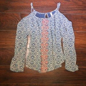 Shoulder Cut Out Long Sleeve Blouse